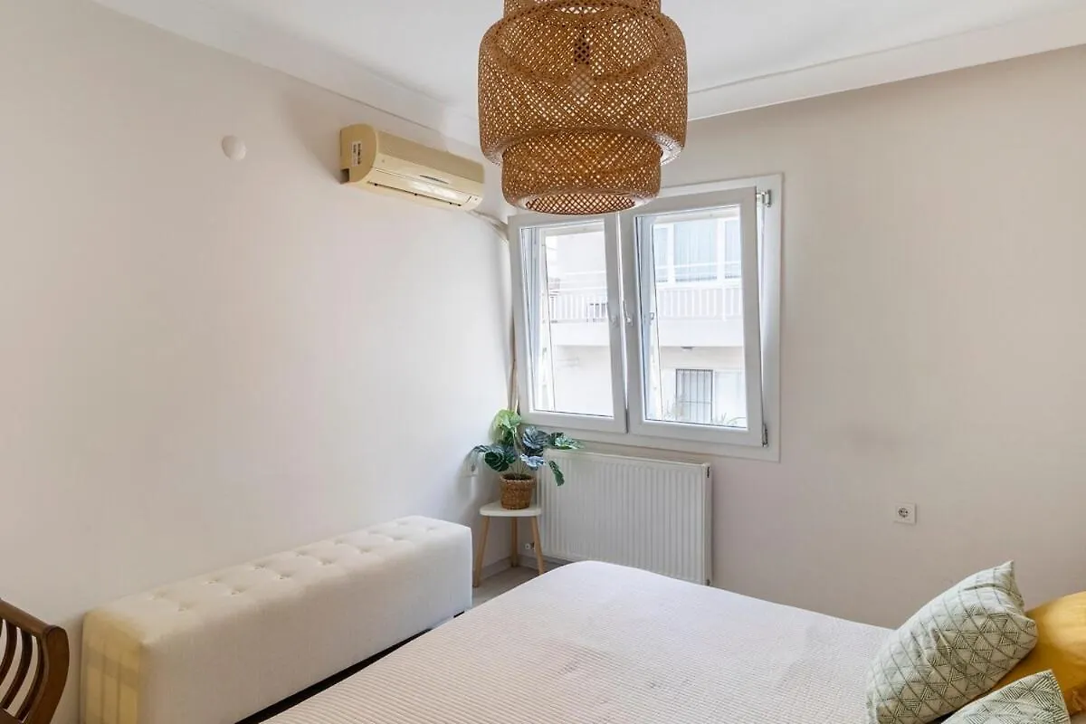 Comfortable, Peaceful Apartment In Goeztepe Izmir